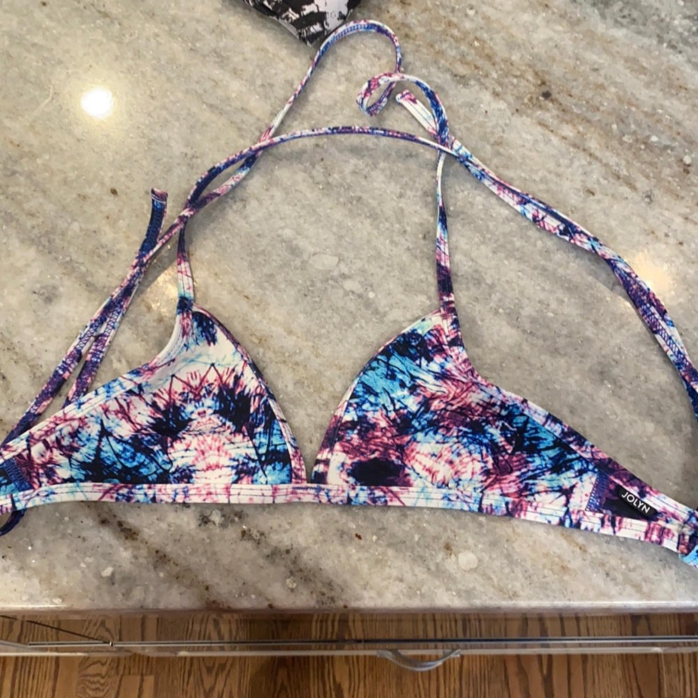 Jolyn tieback triangle top